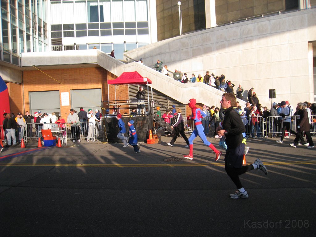 Detroit Turkey Trot 2008 10K 0565.jpg - The Detroit Turkey Trot 10K 2008, the 26th. running. Downtown Detroit Michigan. A balmy 22 degrees that morning. Race time of 58:24 for the 6.23 miles.